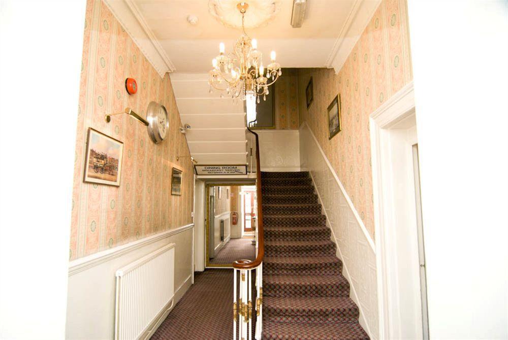 パシフィック ホテル  ロンドン エクステリア 写真